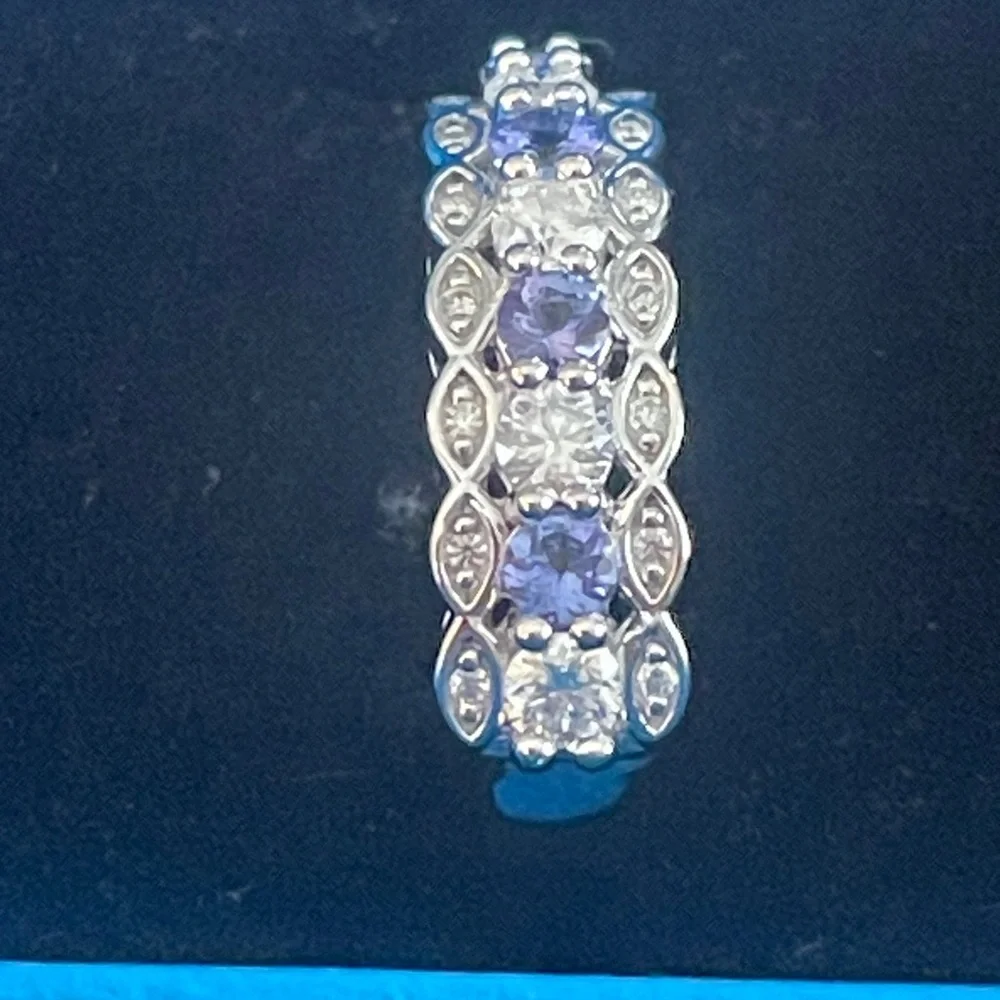 Gorgeous JTV 925 Sterling Silver and Tanzanite Ring. 8.5 NEW NWT! Perfect GIFT!